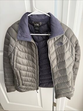 The North Face women’s Lightweight Packable Insulated Jacket - Grey